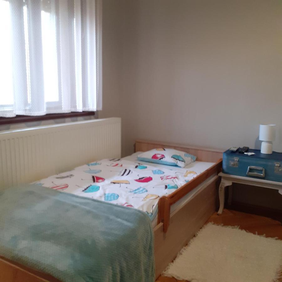 Апартаменти Ekszerdoboz Apartman Еґер Екстер'єр фото